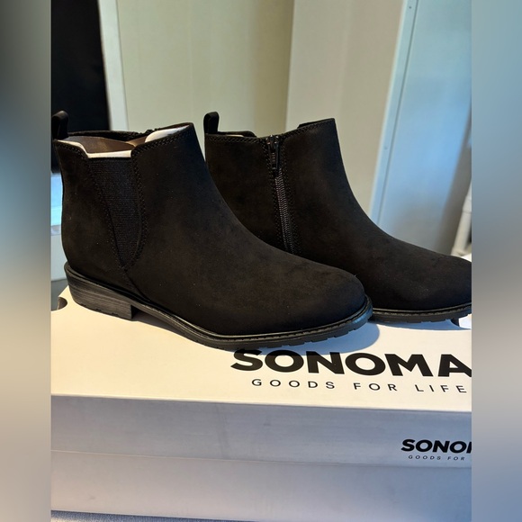 Sonoma Shoes - New in box Sonoma Women's Black Lottie Ankle Boots size 8.5